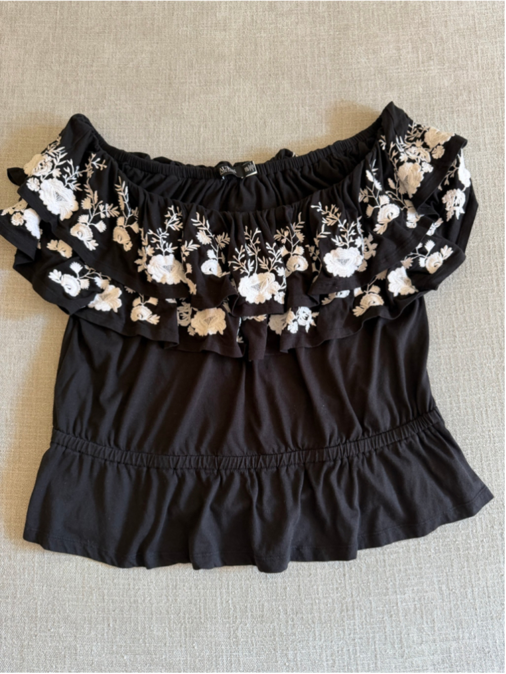 Lauren Ralph Lauren black and white off-the-shoulder embroidered ruffle top XXL - Picture 2 of 10